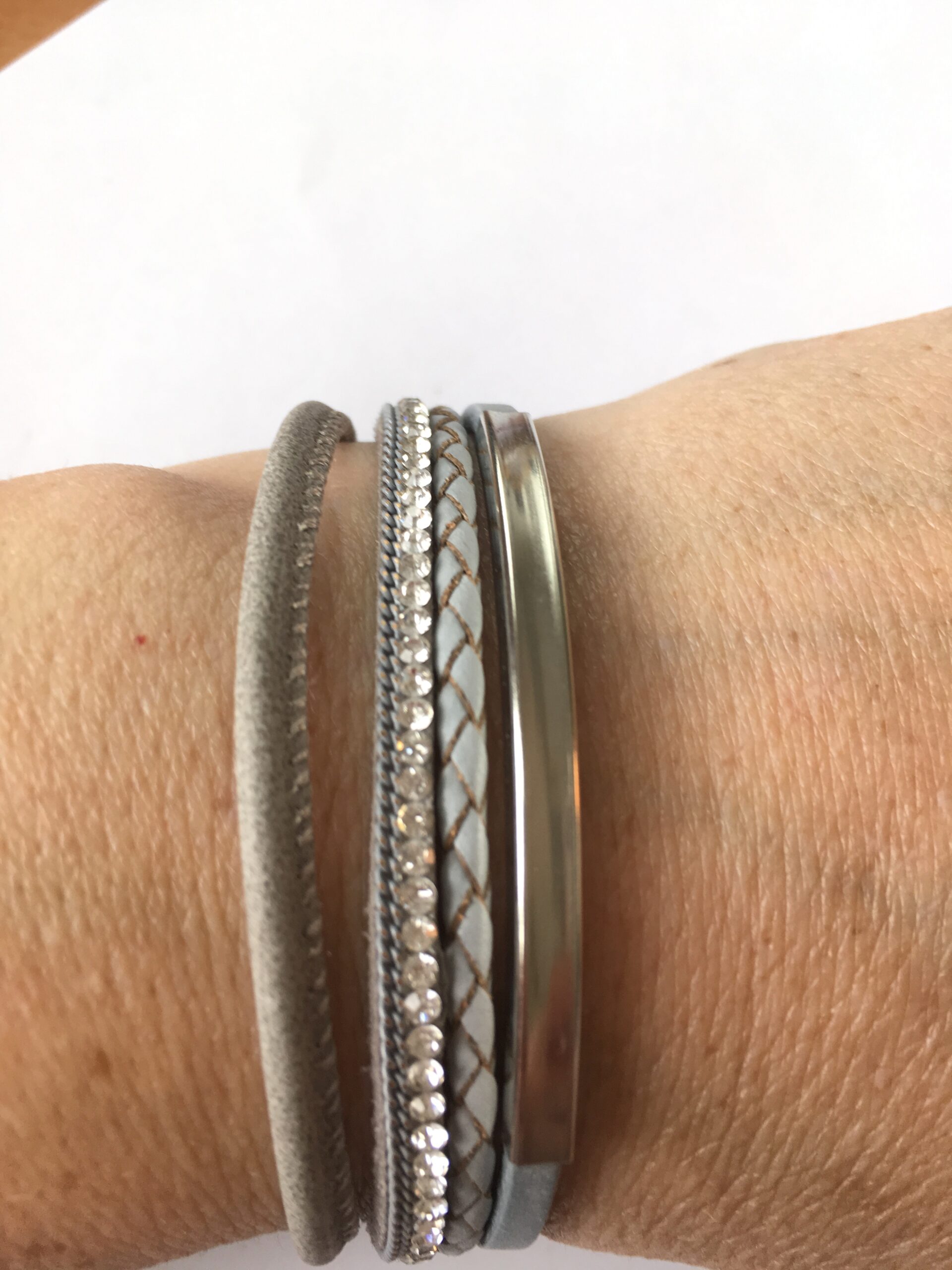 Leren armband grijs met magneetsluiting