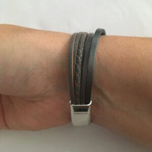 Leren armband grijs met magneetsluiting