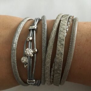 Armbandenset XL licht grijs Leer