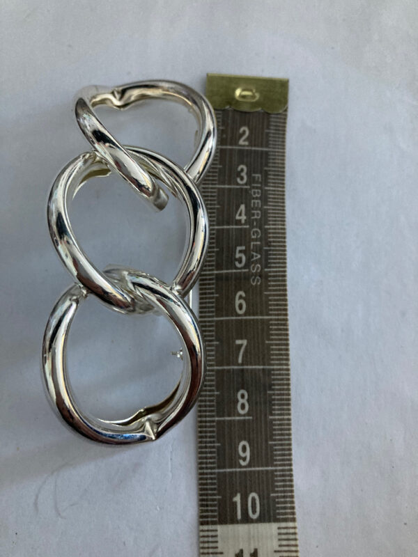 Broche zilverkleurig 3 gevlochten rondjes - Afbeelding 4