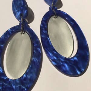 Alternative view of Clipoorbel hangend blauw