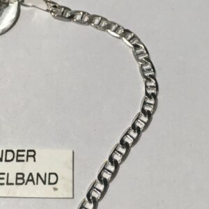 Kinder enkelbandje met zilverkleurige schakeltjes