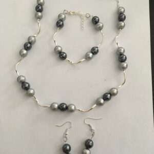 Sieradenset ijsparels grijs (ketting, armband en oorbellen)