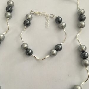 Sieradenset ijsparels grijs (ketting, armband en oorbellen)