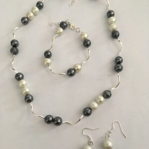 Sieradenset ijsparels grijs (ketting, armband en oorbellen)