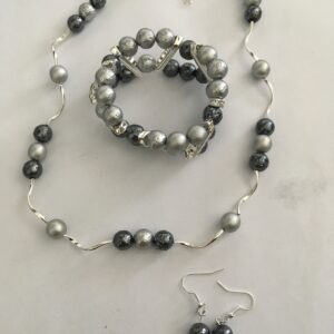 Sieradenset ijsparels grijs (ketting, armband en oorbellen)