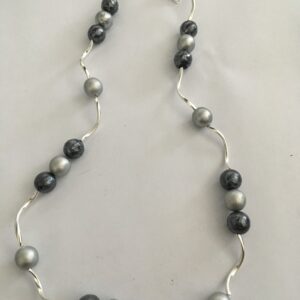 Sieradenset ijsparels grijs (ketting, armband en oorbellen)