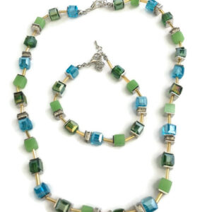 Ketting blokjes en buisjes met bijpassende armband