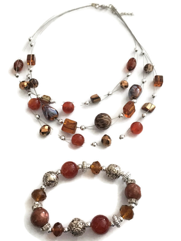 Ketting laagjes bruin met bijpassende armband