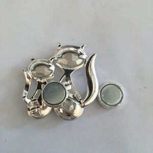 Magneetbroche katten stel zilverkleurig