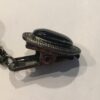 Vestclip donkerblauw tijgeroog metaal