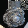 Vestclip parel roos met strass