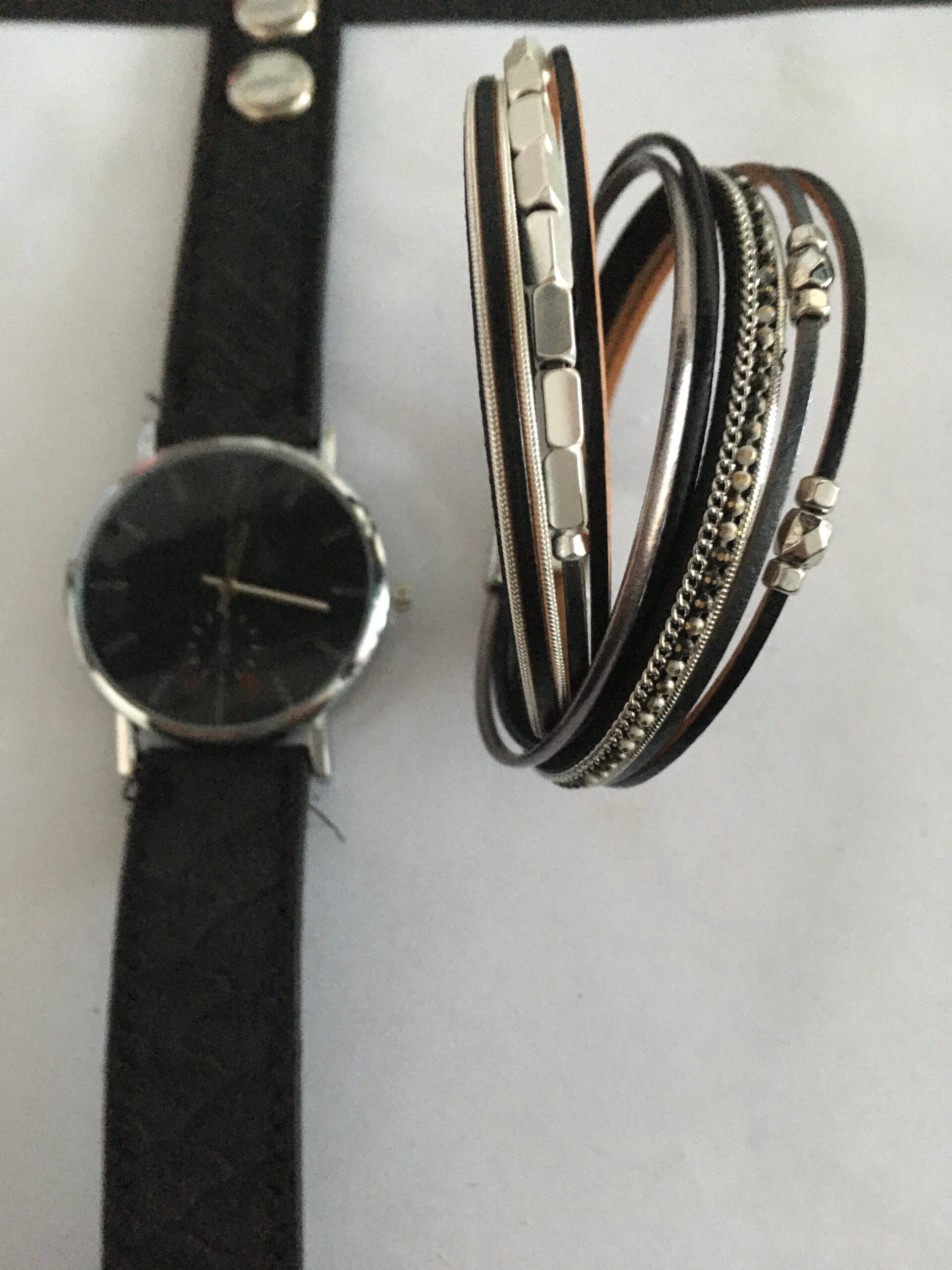 Horlogeset met bijpassende armbanden grijs