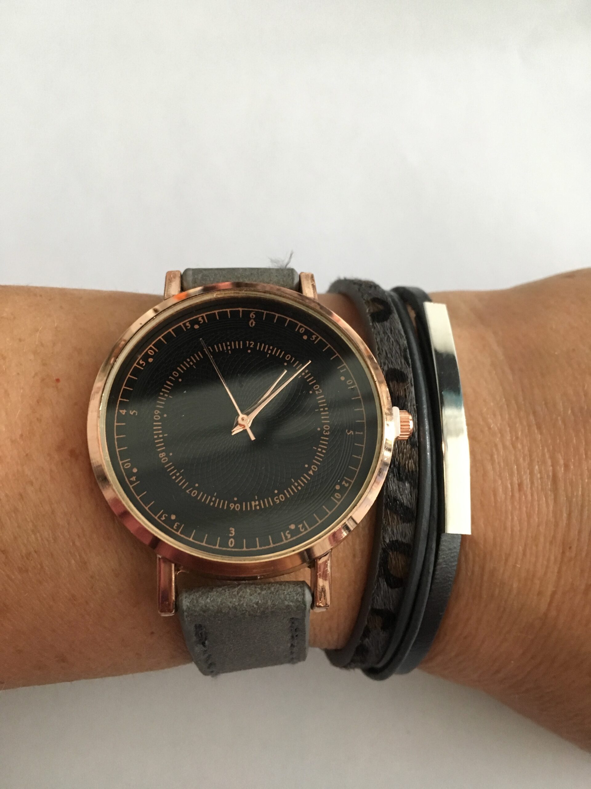 Horlogeset met bijpassende armband grijs