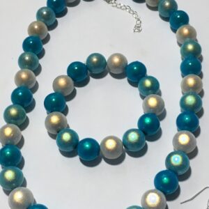 Sieradenset 3D blauw en wit (ketting, oorbellen en bijpassende armband)
