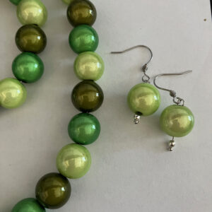 Sieradenset 3D groen (ketting, oorbellen en bijpassende armband)