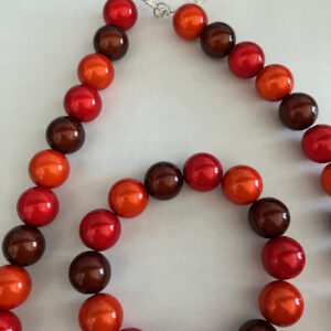 Sieradenset 3D rood/bruin (ketting, oorbellen en bijpassende armband)