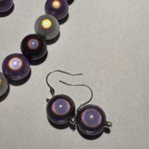 Sieradenset 3D paars, wit (ketting, oorbellen en bijpassende armband)