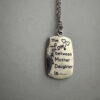 Ketting lang met "The Love Between A Mother and Daughter is....."