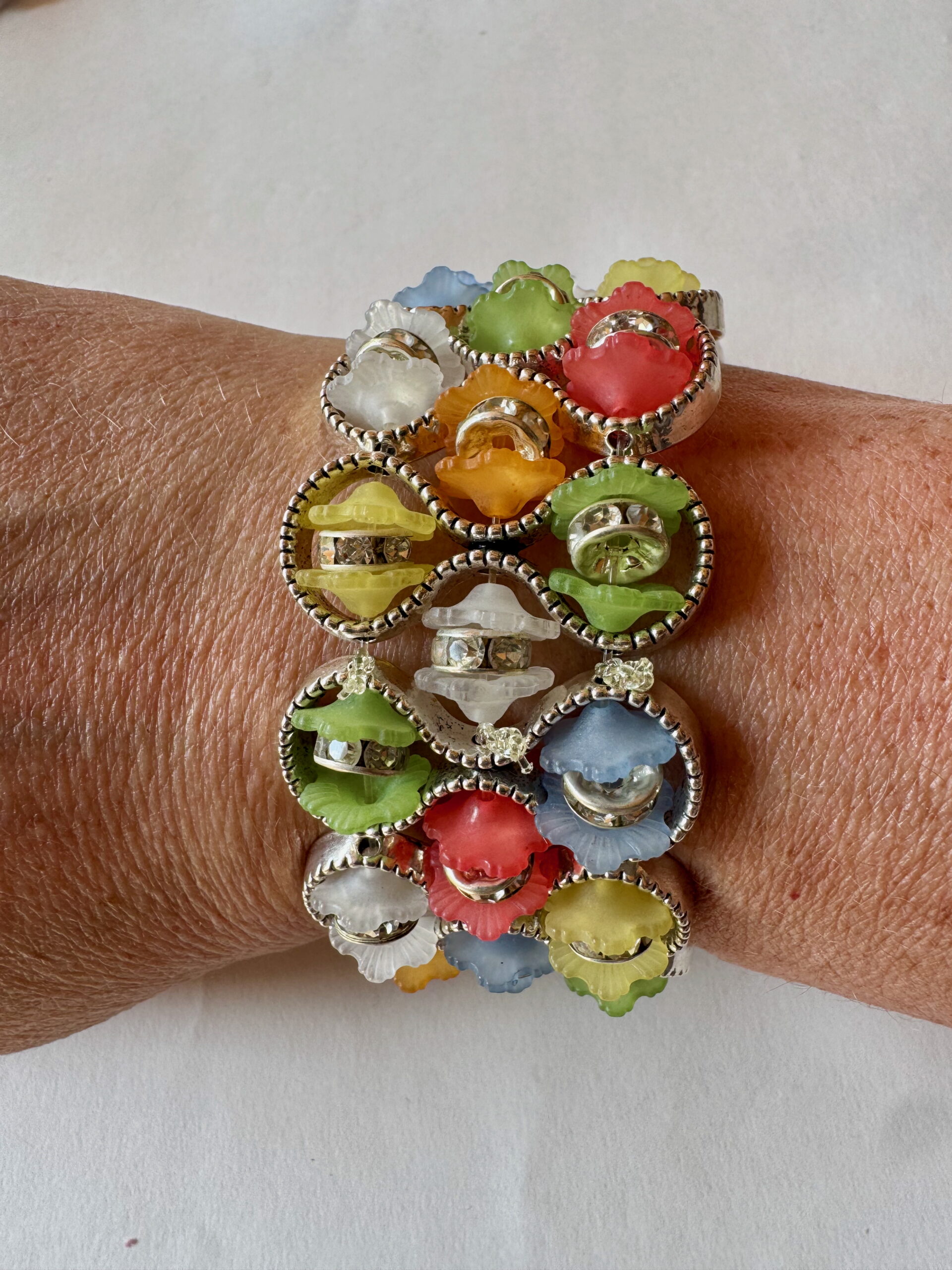 Armband gekleurd infinity