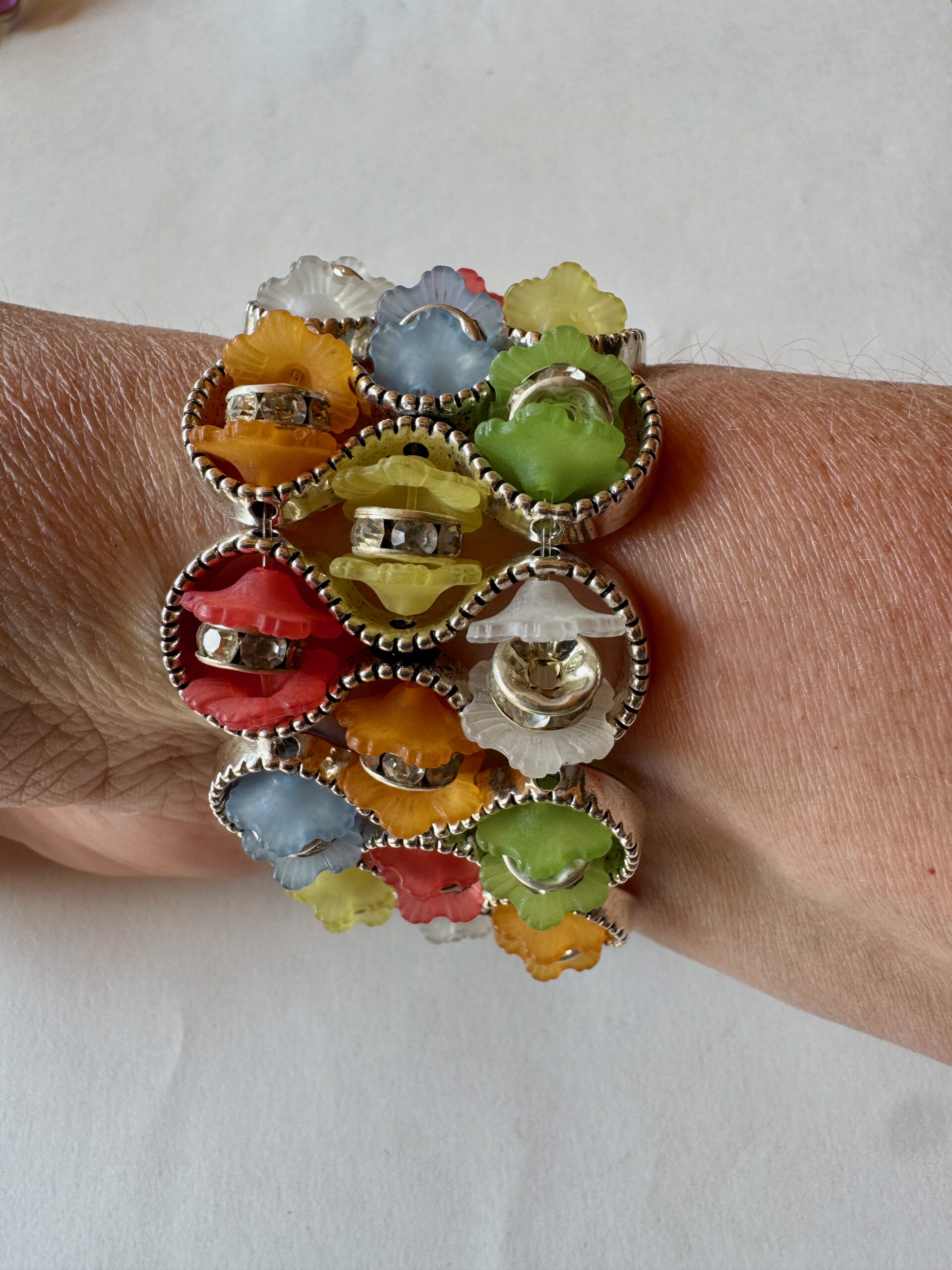 Armband gekleurd infinity