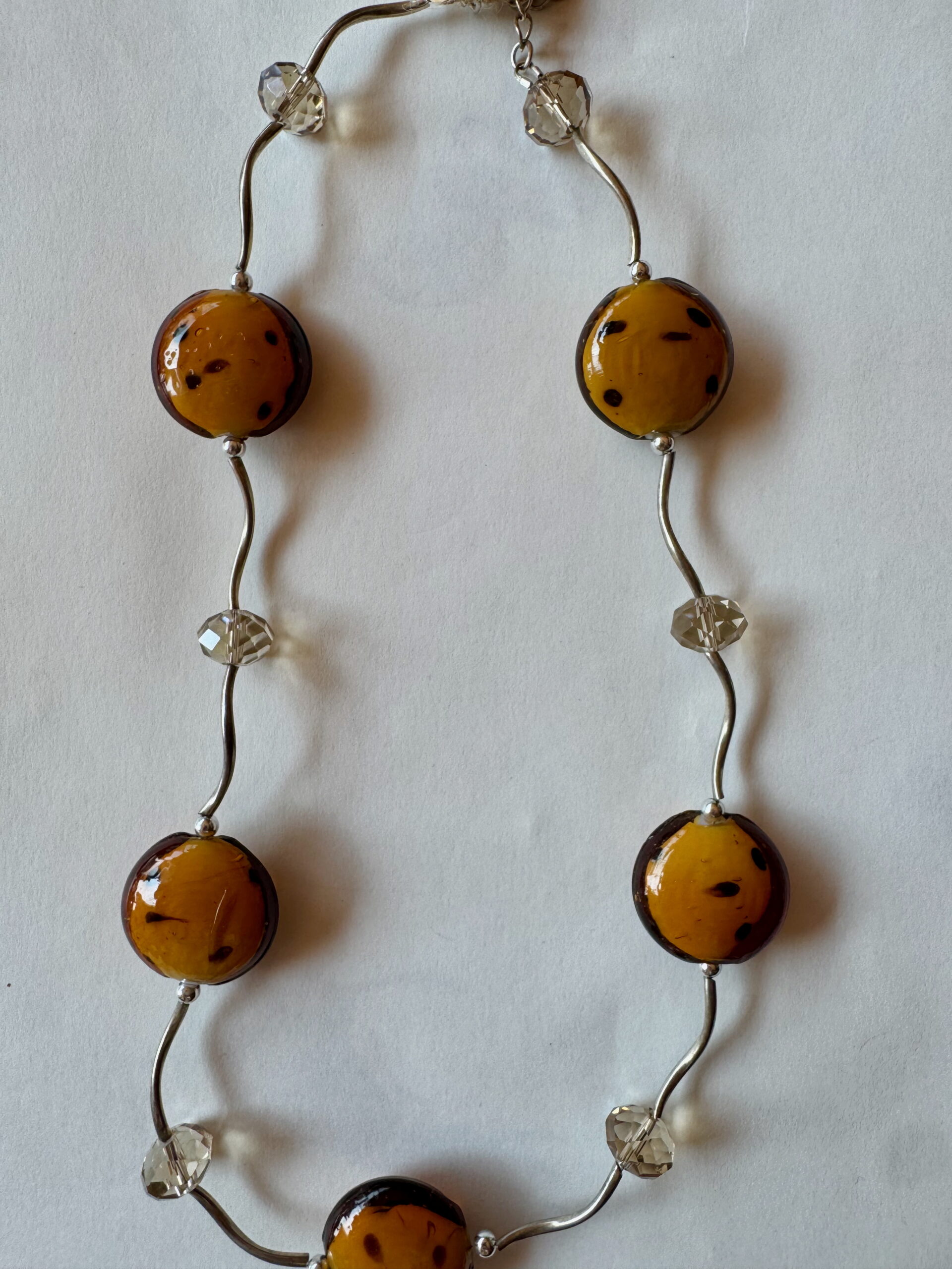 Ketting met glaskralen, facetkralen en buisjes