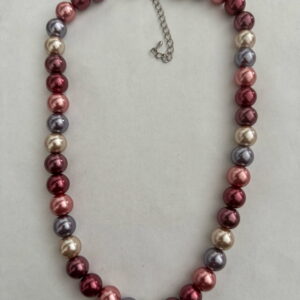 Ketting parels roze, bordeaux, grijs en crème