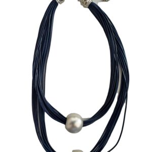 Ketting strengen blauw imitatieleer met 2 grote parels
