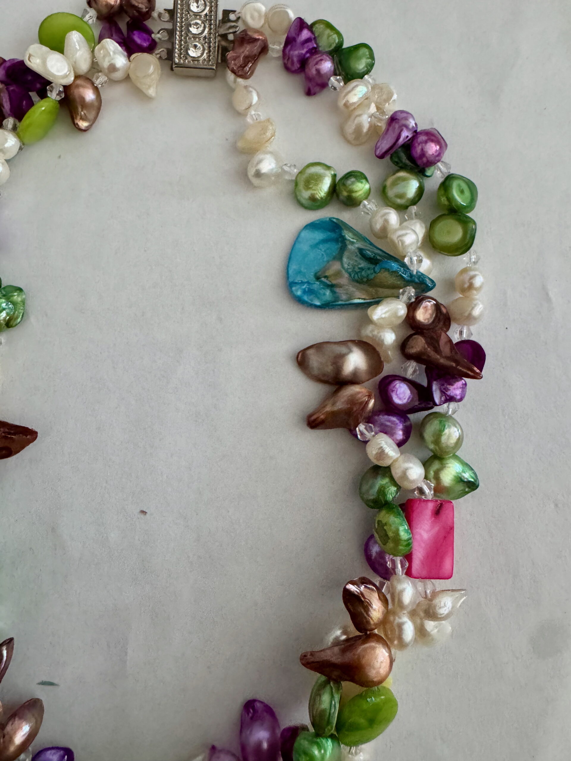 Choker schelpkralen en pareltjes