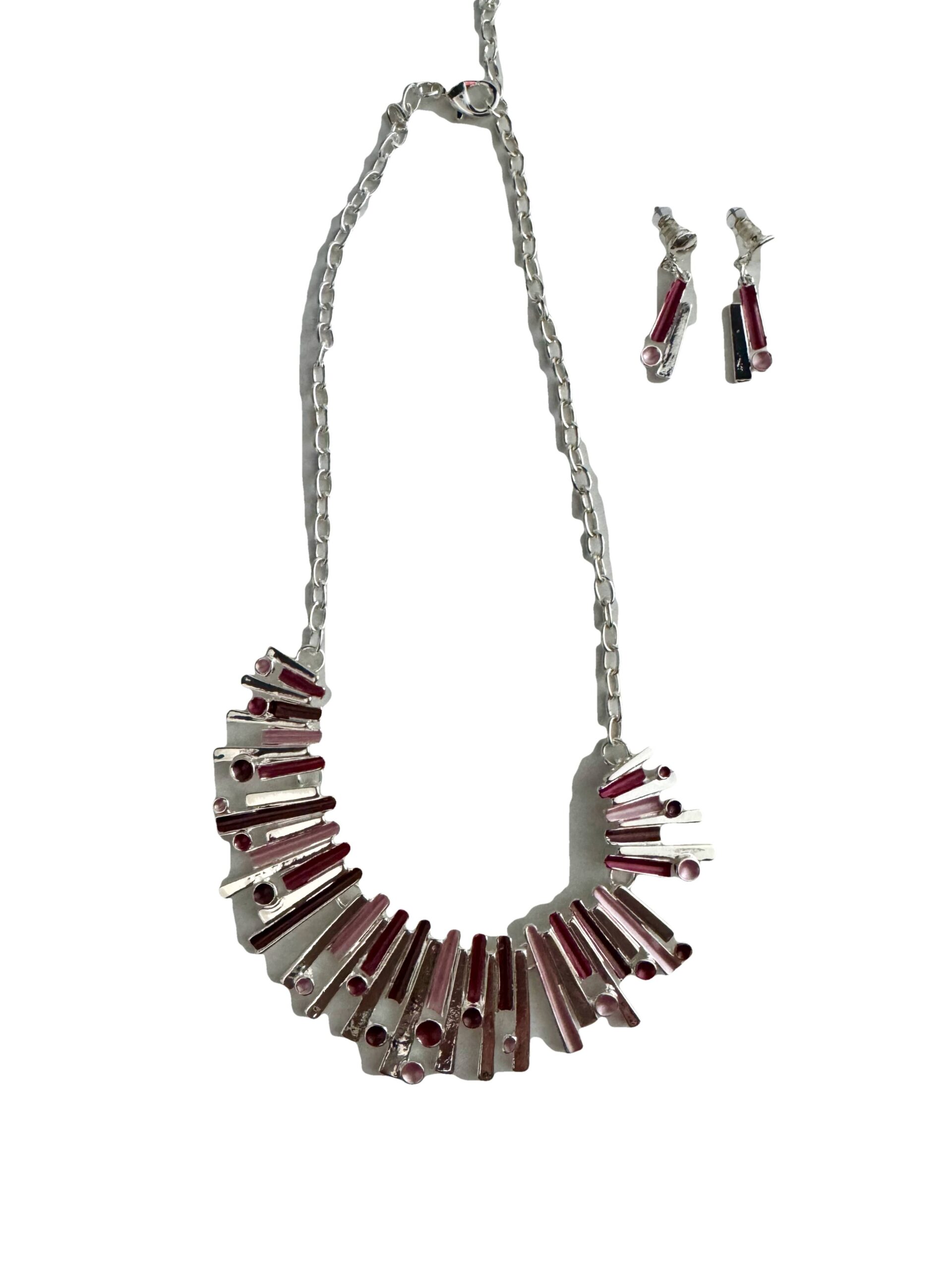 Ketting metaal fantasie rhodium plating met bijpassende oorbellen