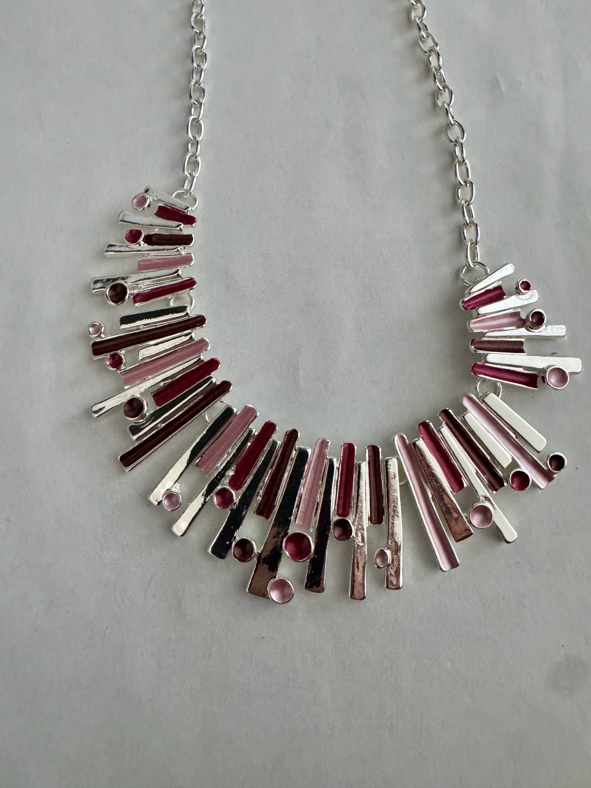 Ketting metaal fantasie rhodium plating met bijpassende oorbellen