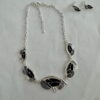 Ketting metaal fantasie rhodium plating met bijpassende oorbellen
