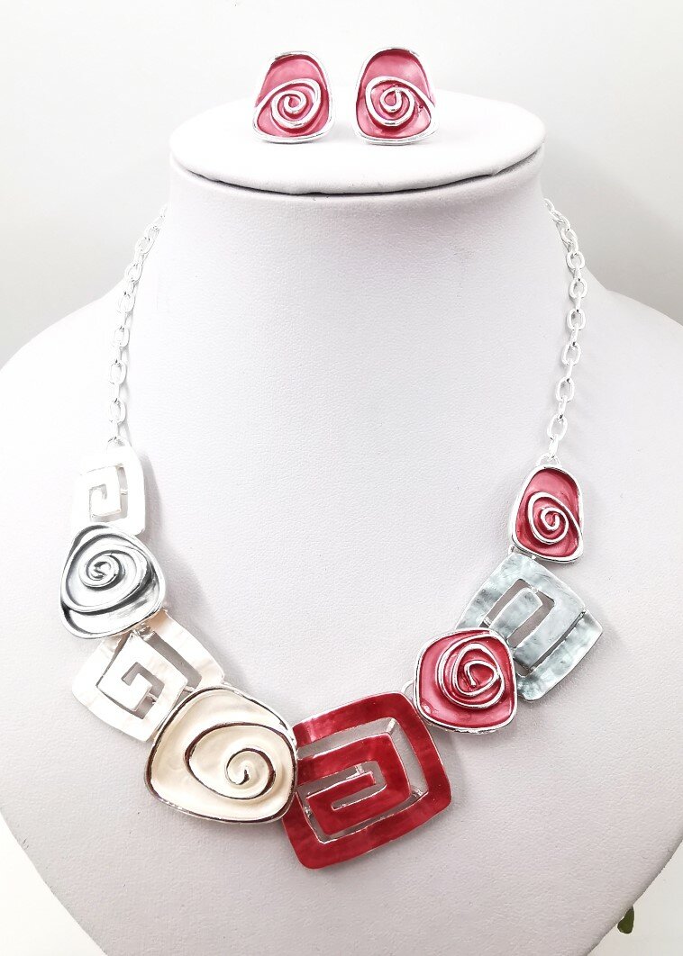 Ketting metaal fantasie rhodium plating met bijpassende oorbellen