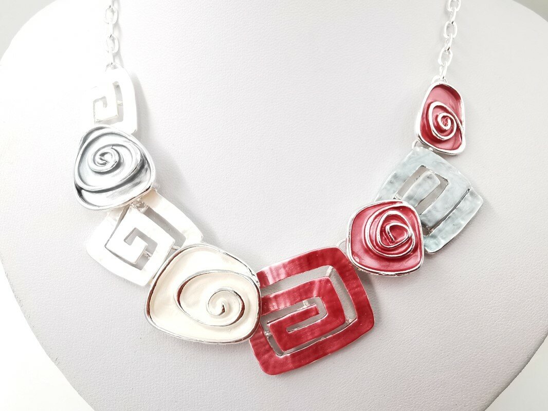 Ketting metaal fantasie rhodium plating met bijpassende oorbellen