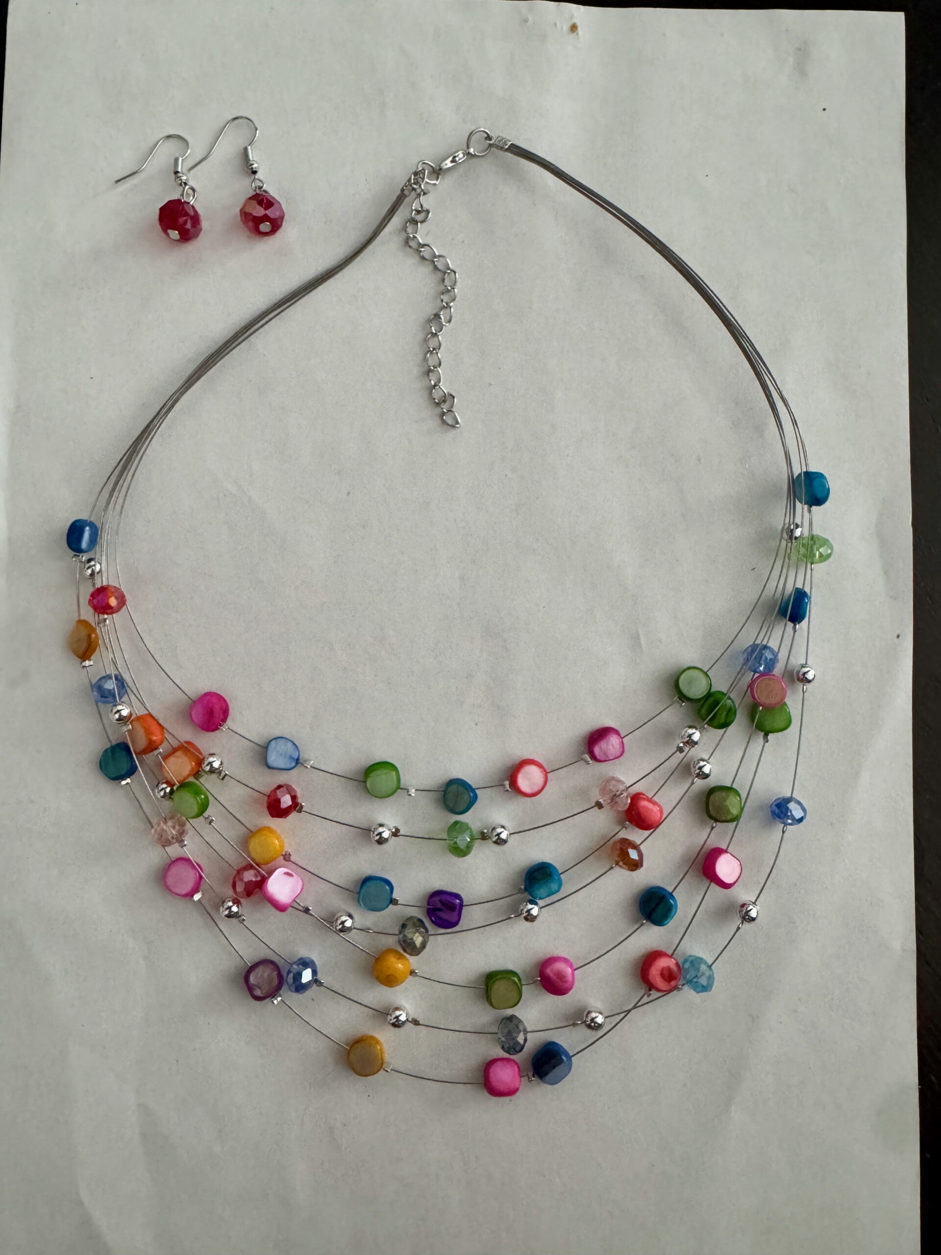 Ketting laagjes mix kleur met bijpassende oorbellen