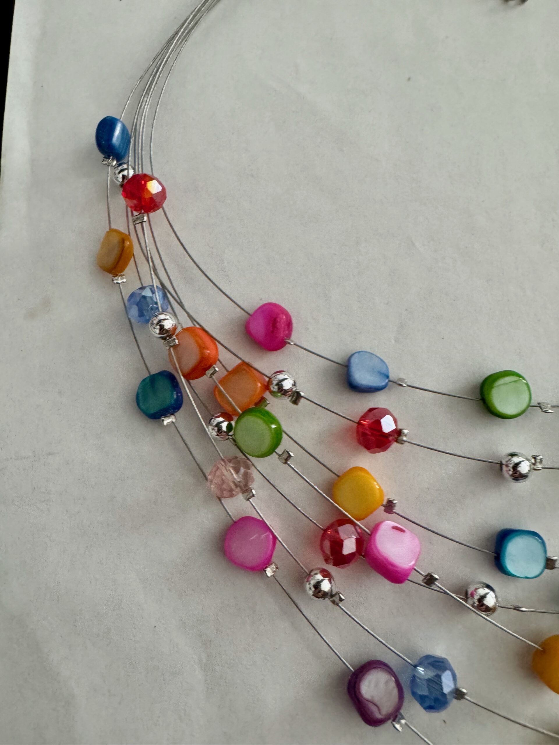 Ketting laagjes mix kleur met bijpassende oorbellen