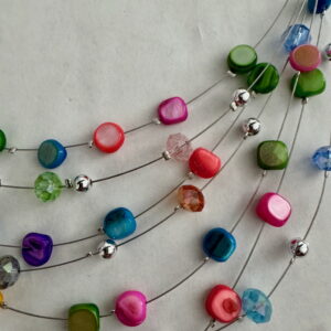 Ketting laagjes mix kleur met bijpassende oorbellen