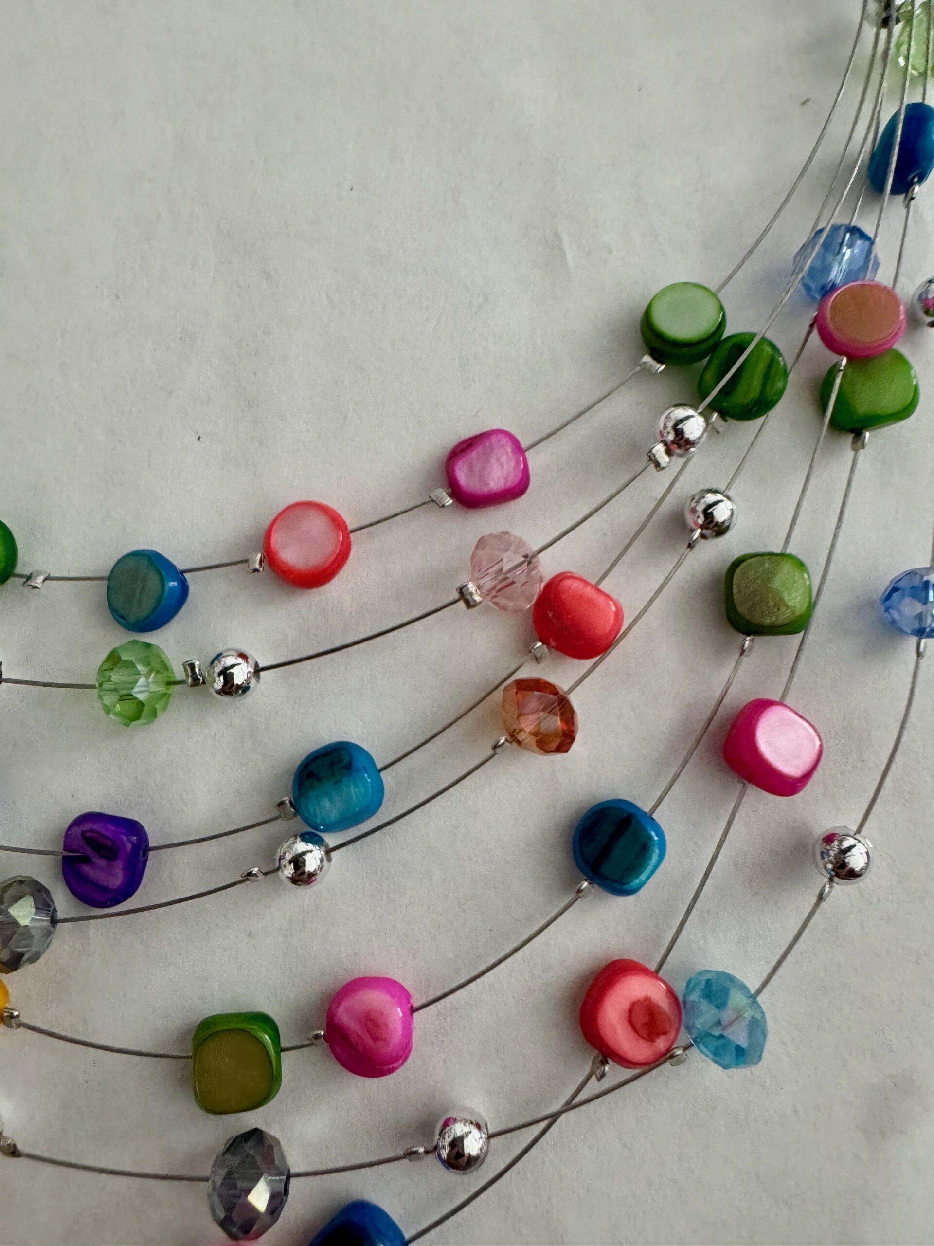 Ketting laagjes mix kleur met bijpassende oorbellen