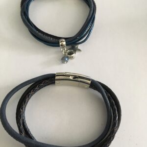 Armbandenset blauw leer met magneetsluiting