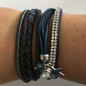Armbandenset blauw leer met magneetsluiting
