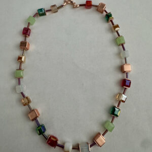 Ketting blokjes en buisjes bont rosékleur