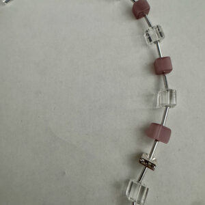 Ketting blokjes en buisjes roze