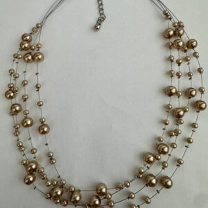 Laagjesketting met 4 laagjes met mooie bruine glimmende parels