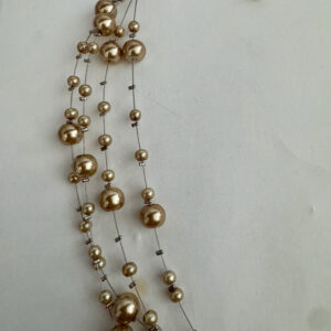 Laagjesketting met 4 laagjes met mooie bruine glimmende parels