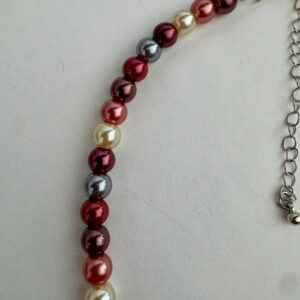 Parelketting fuchsia, bordeaux, grijs en wit 8 mm