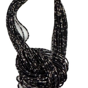 Ketting zwart zilver met verschillende strengen gebundeld tot een knoop