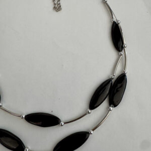 Ketting met laagjes zwart zwevend