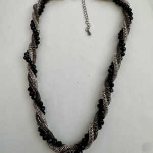 Mooie antraciete gevlochten ketting