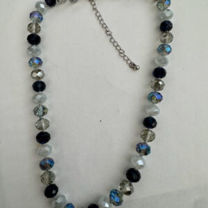 Kralenketting zwart-wit-transparant