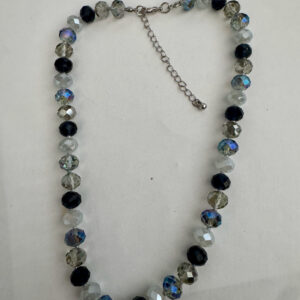 Kralenketting zwart-wit-transparant